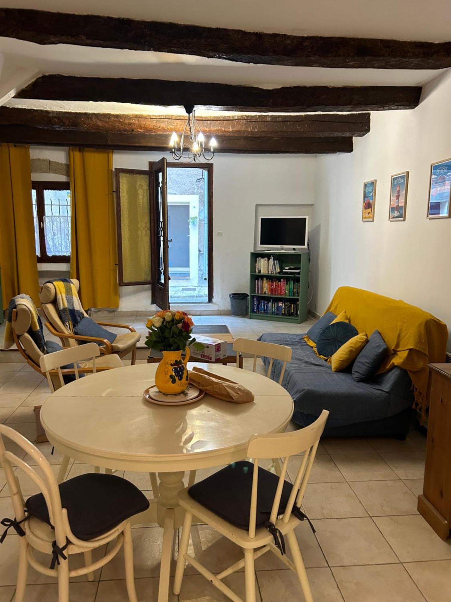 Historic French Townhouse Villa Saint-Thibery ภายนอก รูปภาพ